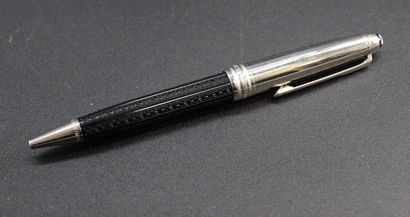 MONTBLANC- 2 stylos à bille meisterstück,...