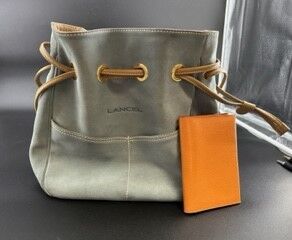 LANCEL- Sac en daim bleu gris et cuir gold,...