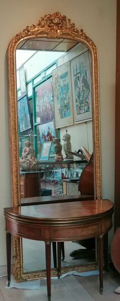 Large gilded wood mirror. H 260 cm
