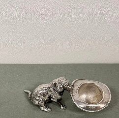 Puppy with hat 150g solid silver 1st quality...