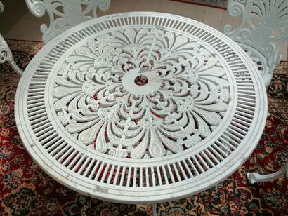 Salon de jardin en aluminium comprenant une...