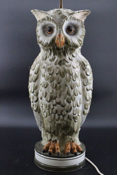 Ceramic owl, forming a lamp base. H 51cm