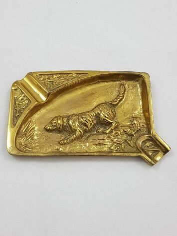Pocket ashtray in bronze with dog design