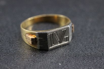Yellow gold and silver Chevalière monogrammed...