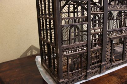 Wood and metal birdcage. Late 19th century....