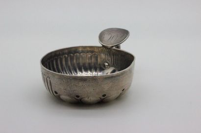 Silver wine taster, Minerve hallmark, engraved...
