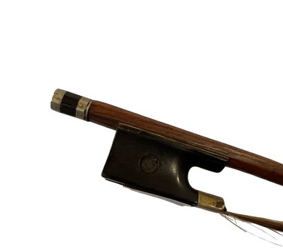 Violin bow
Mark Gaulard
(Damage and missing...