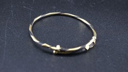 Semi-rigid bracelet in elephant hair and...