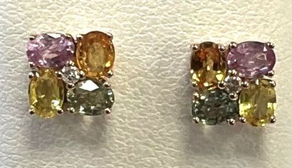 Pair of ear studs in 750°/.(18K) pink gold...