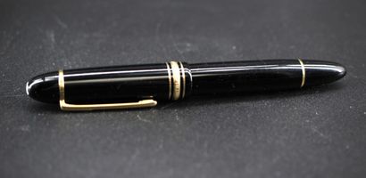 MONTBLANC - Fountain pen model 149 in black...