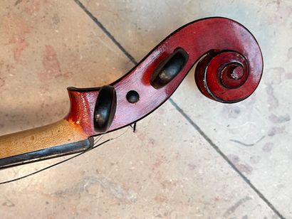 Violin bears a label Jean-Baptiste Vuillaume...