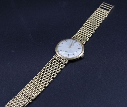 OMEGA - Gentleman's watch in yellow gold...