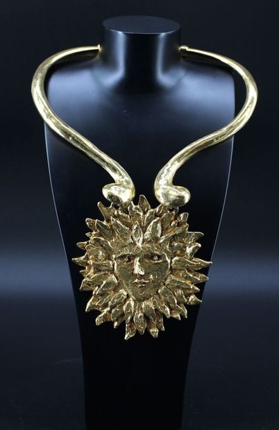 YVES SAINT LAURENT- By Robert GOOSSENS -...