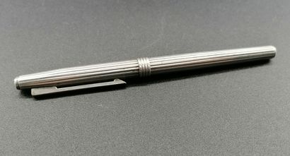 Christian Dior - metal fountain pen, 750...