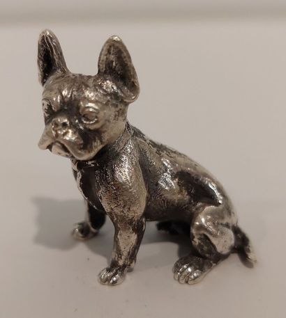 Small seated bulldog in sterling silver,...