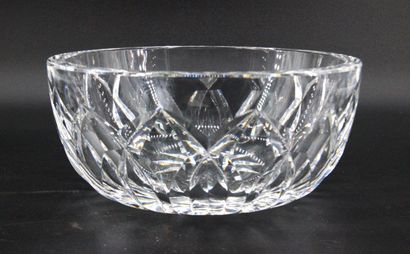 SAINT LOUIS - Salad bowl in cut crystal....