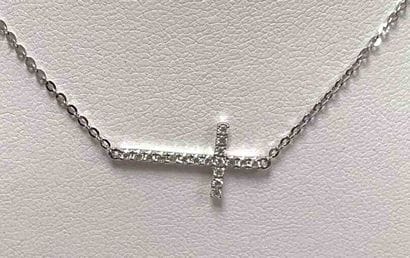Necklace in 750°/.(18K) white gold adorned...