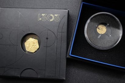 Ensemble d'une pièce de 250 euros en or 