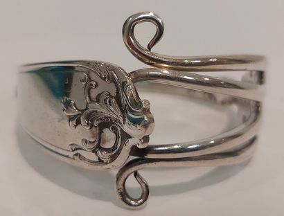 Sterling silver napkin ring, Minerve hallmark...