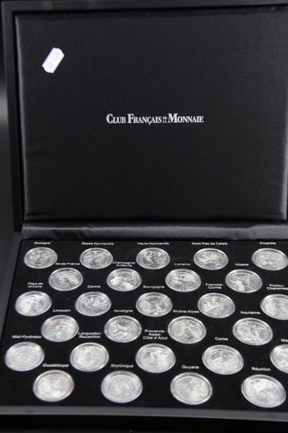 Coffret de 27 pièces de 10 € en argent des...