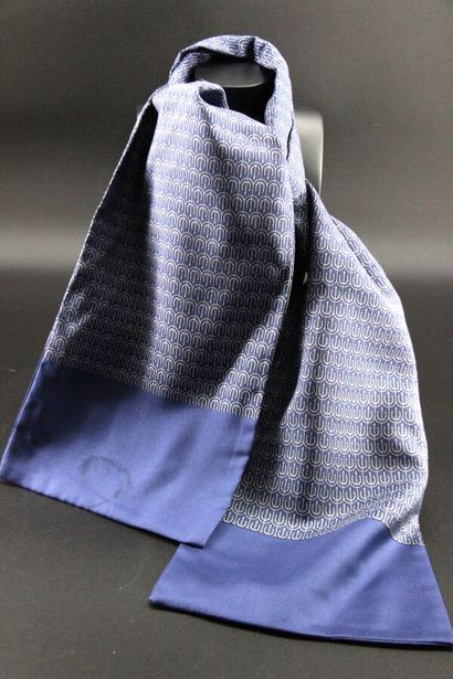 HERMES - Silk lavallière collar decorated...