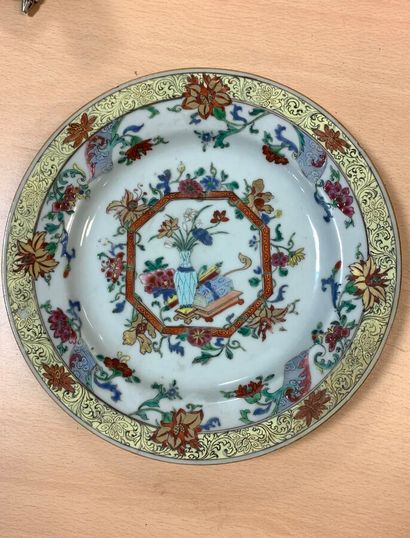 Set of 5 polychrome enamel plates, Compagnie...