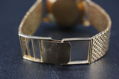 BREITLING - Gentleman's watch in 18k yellow...