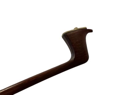Violin bow
Mark Thomassin in Paris
(Slight...