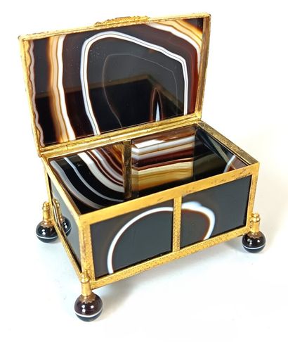 Jewelry box
Magnificent box in 