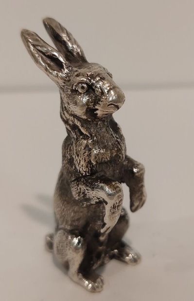 Standing hare in sterling silver, hallmarked...