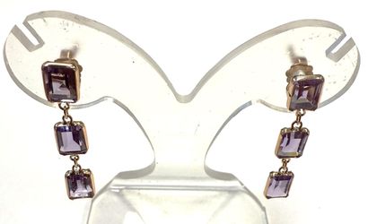 Très belle paire de pendants d'oreilles en...