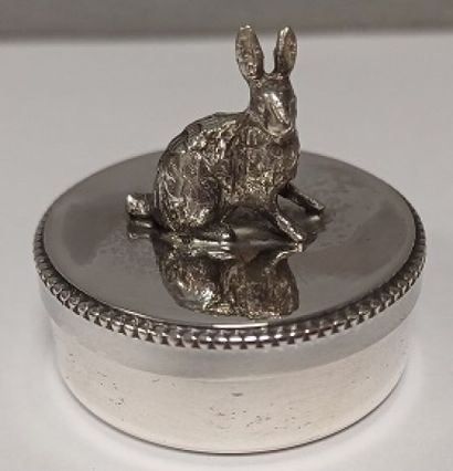 Round milk tooth box with lid in sterling...
