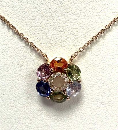 Très jolier collier en or rose 750°/.(18K)...