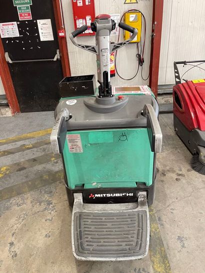 Transpalette électrique MITSUBISHI
N° PVN2001561
Compteur...