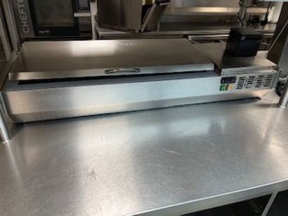 Saladette en inox CORECO (longueur: 150 ...