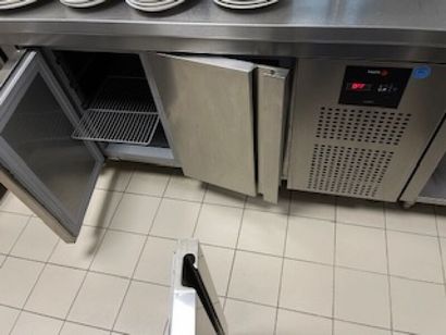Tour réfrigéré en inox à 3 vantaux FAGOR