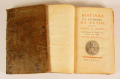 [VOLTAIRE (François-Marie Arouet de)]
Histoire...