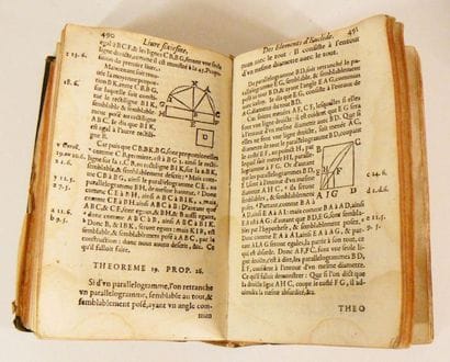 EUCLIDE
Les quinze livres des elements geometriques...
