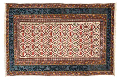 Elegant DAGHESTAN (Caucasus) rug, late 19th...