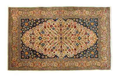 HÉRÉKÉ silk carpet (Asia Minor), mid-20th...