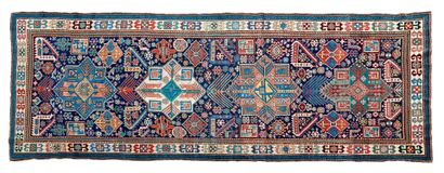 AKSTAFA carpet (Caucasus), late 19th century.
Dimensions:...