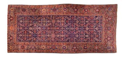 FERAHAN carpet woven in the workshops of...