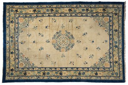 BAO-TAO carpet (China), 1st third of the...