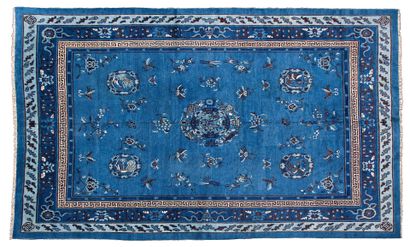 Important and elegant BAO-TAO rug (China),...