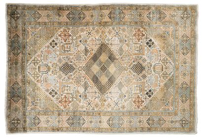 Silk GHOUM carpet (Iran), shah period, mid-20th...