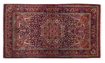 ISPAHAN carpet, (Persia), late 19th century
Dimensions:...