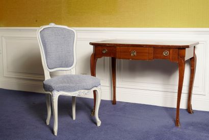 Chambre 202

Bureau en bois naturel ouvrant...