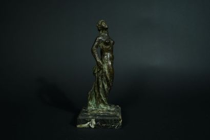 René HETZEL (1902-1972)
Nude woman
Bronze...