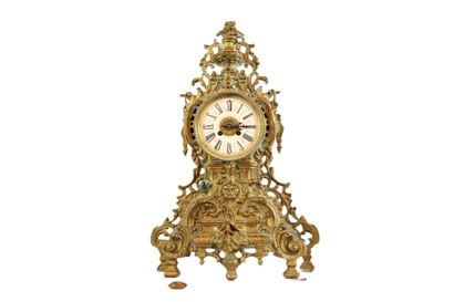 Importante pendule en bronze doré ciselé...