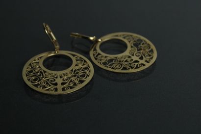 Paire de boucle d'oreille en or 18K (750/1000)...